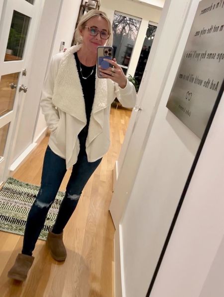 I cannot get over this cozy sherpa cardigan and drum roll……it’s JUST $5 and comes in 4 super cute colors!!! 🔥🤩 Hip Tip: I recommend sizing up on your regular size. 

#LTKfit #LTKstyletip #LTKbeauty