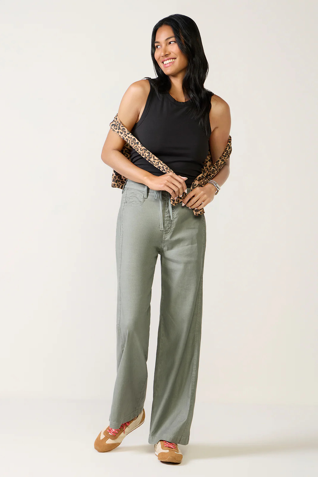 Joelle Stretch Linen Trouser with Tie Waist | Evereve