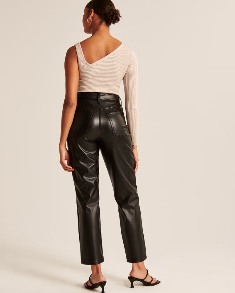 Curve Love Vegan Leather Ankle Straight Pants | Abercrombie & Fitch (US)