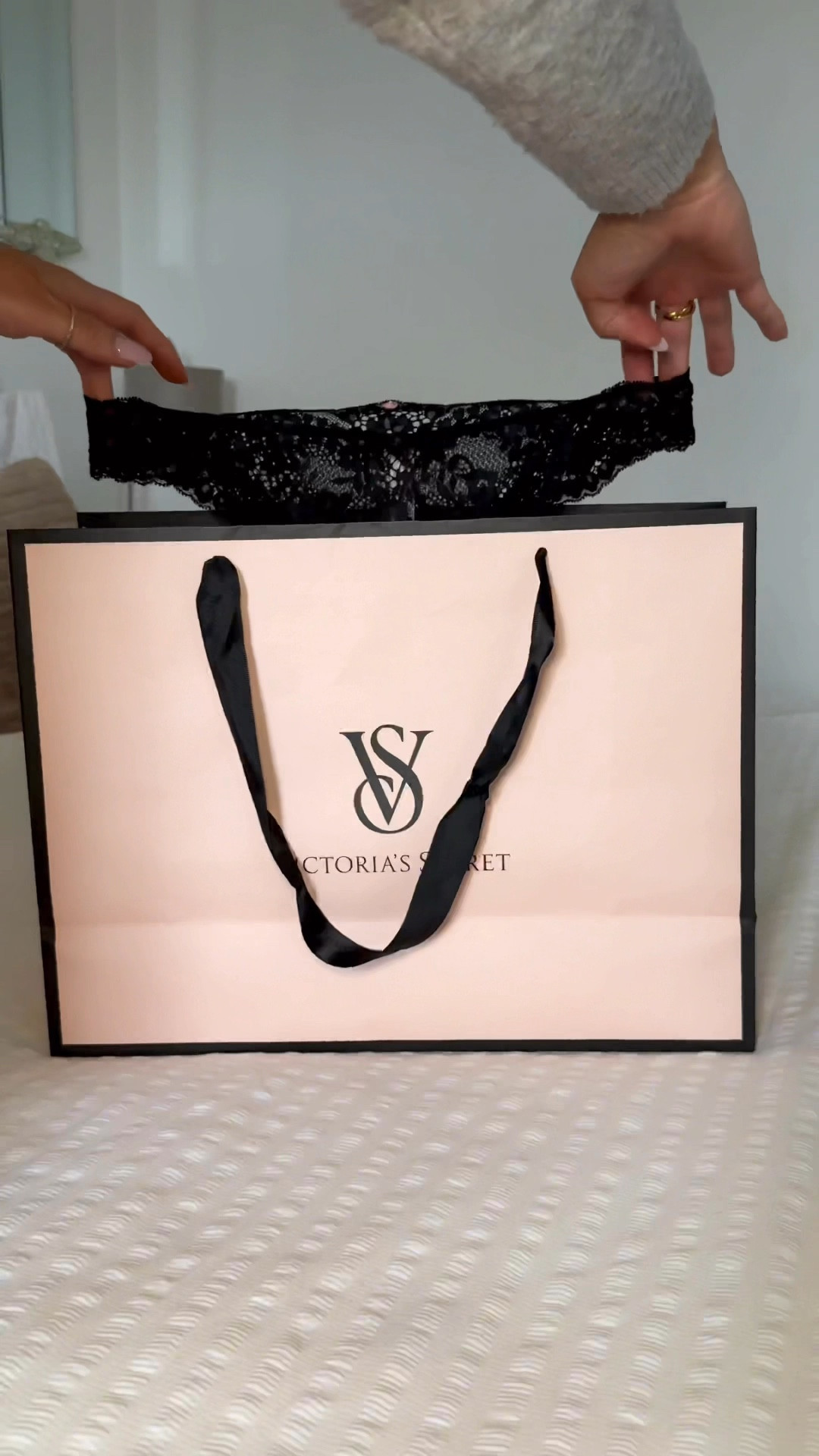 Pieces I picked up in Victoria’s Secret 💕

#LTKuk #LTKdatenight