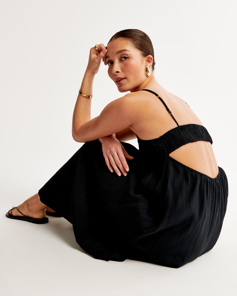 Crinkle Textured Maxi Dress | Abercrombie & Fitch (US)