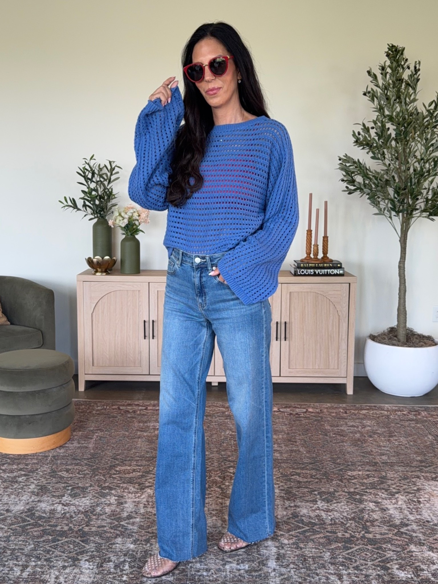 @Target top- small 
@Quince denim - 27 extra long 
@ANEA HILL sunglasses

#LTKootd #LTKU #LTKOver40