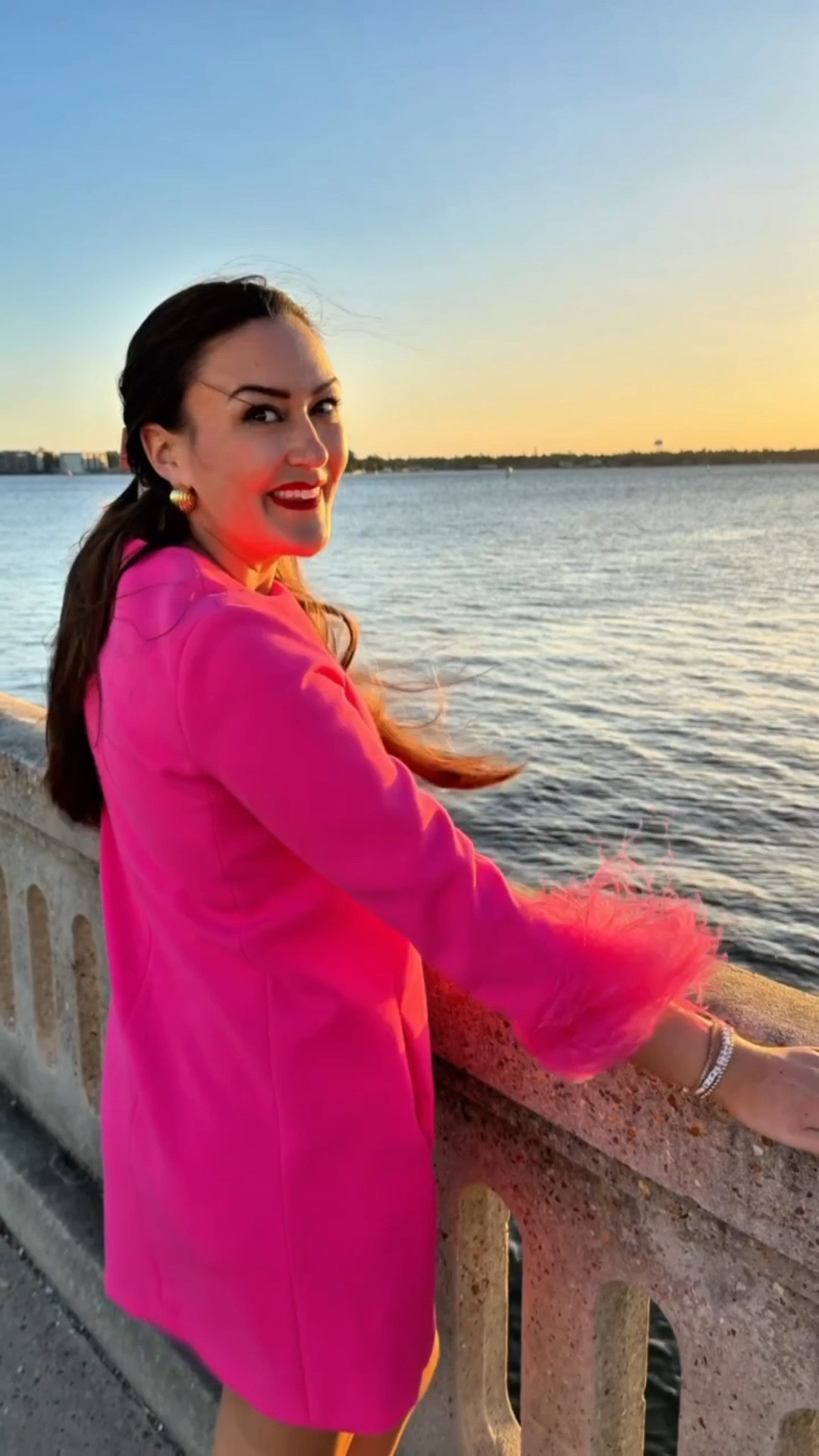 is it just me or does pink instantly boost your mood? 💕✨

this feather cuff blazer dress is giving main character energy in the best way — structured enough to flatter, playful enough to stand out. the fabric has that perfect weight to hold its shape without feeling stiff, and the feather detail adds a little glam without being over the top 🪩 you can style it with heels for a night out or wear open over jeans as a statement jacket.

I’m 5’6” wearing size small (TTS) in the dress 👗

#LTKParties #LTKStyleTip #LTKSaleAlert