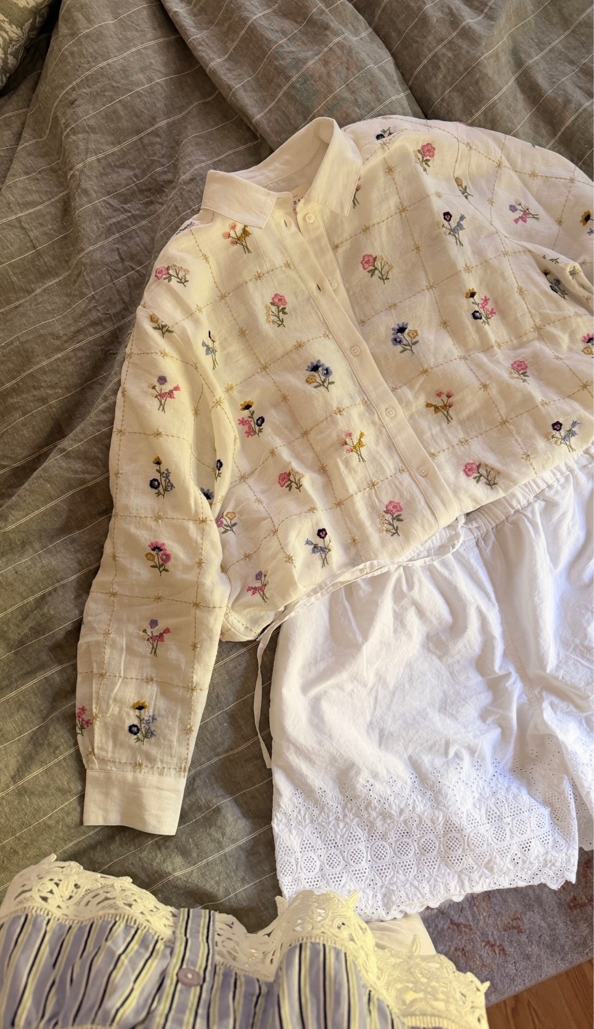 A staple in my closet this Spring  💐

#LTKmomlife #LTKootd