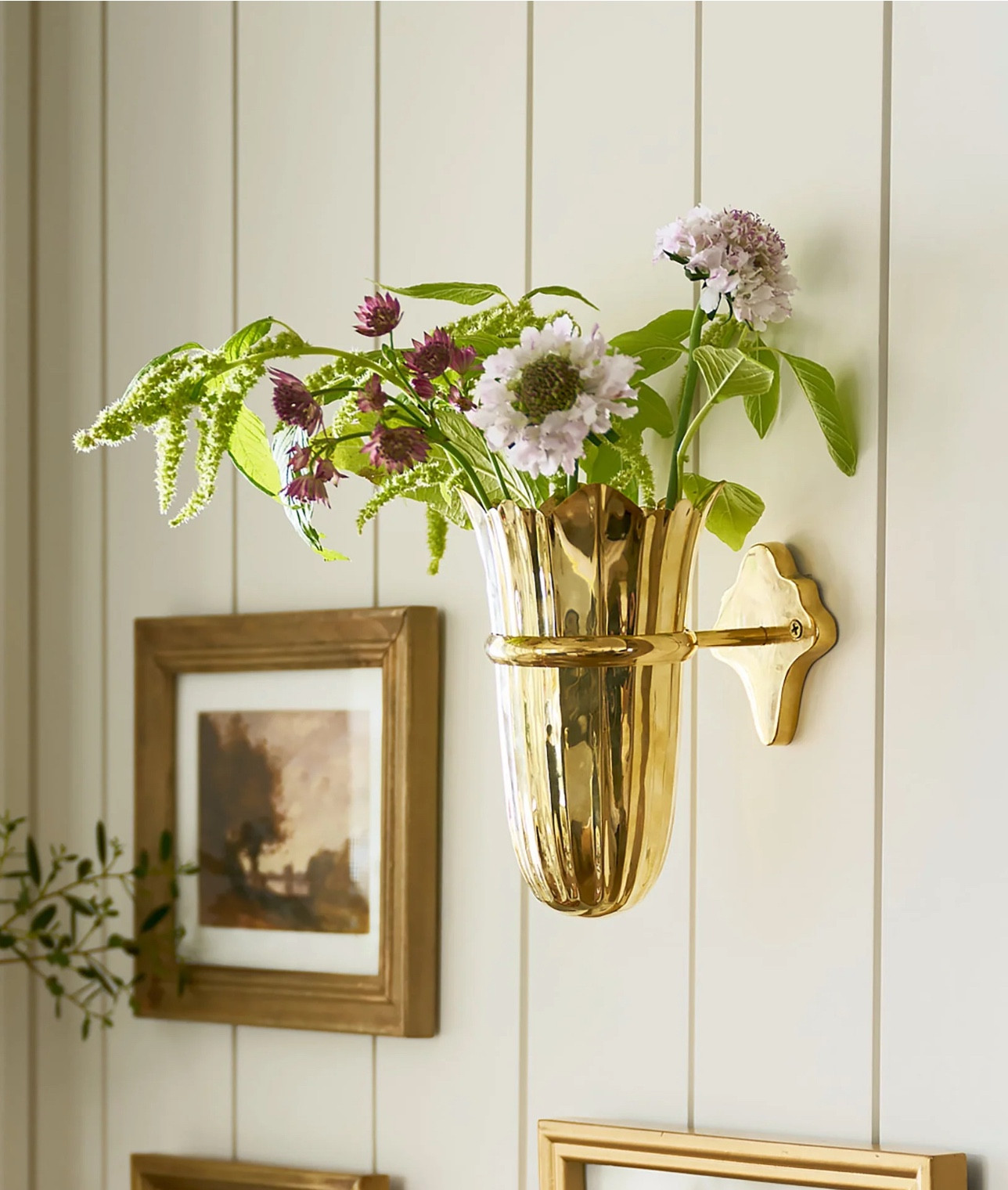 Theresa Wall Mounted Solid Brass Vase
Great gift for Mother’s Day! 
Wall vases are my favorite thing these days! In a bathroom, kitchen, in the hallway… going up the stairs…. Anywhere! 
Add to a gallery wall! 
