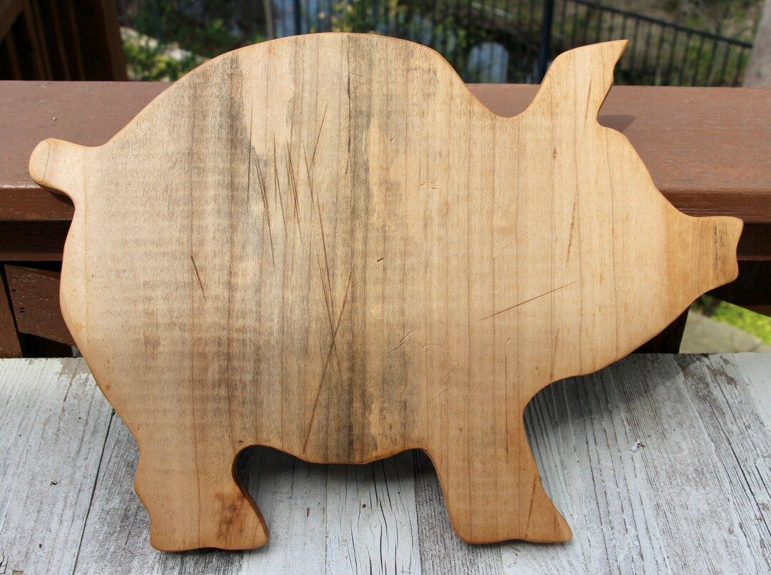 Wooden pig cutting board | Etsy (US)