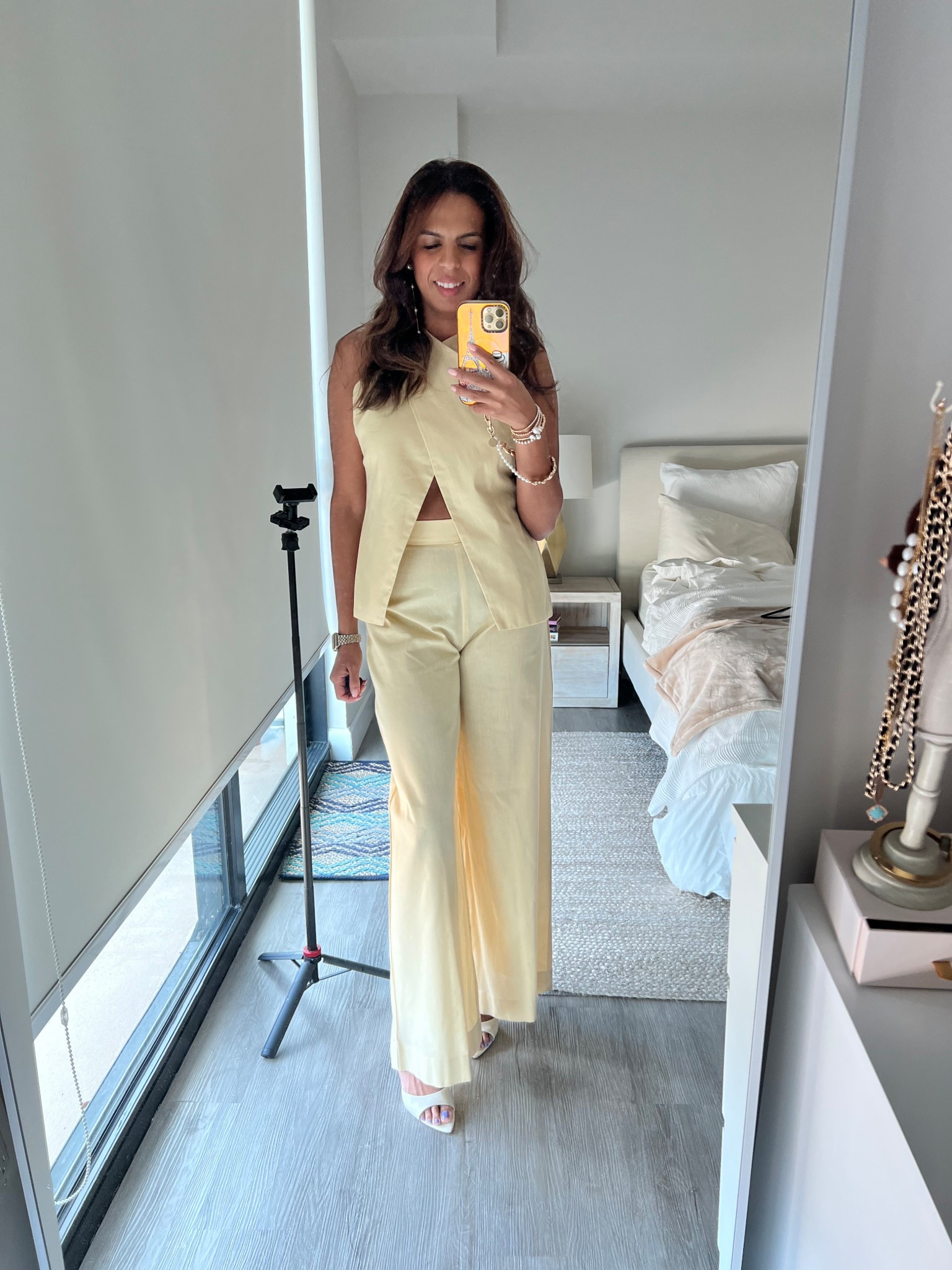 Butter yellow

#LTKFindsUnder100 #LTKOver40 #LTKSeasonal