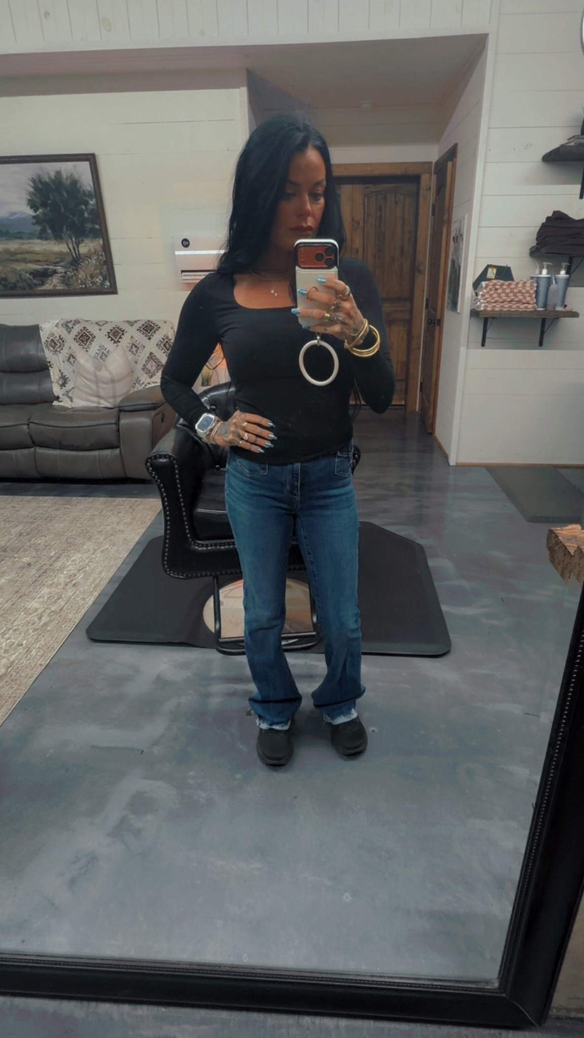 The softest long sleeve shirt ever ! And my favorite flares 

#LTKgrwm #LTKPetite #LTKootd