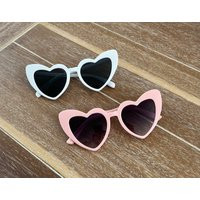 Retro Heart Sunglasses | Bridesmaid Bachelorette Party | Etsy (US)