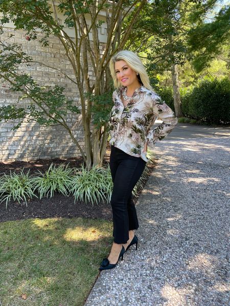 This may be my favorite look this Fall! Simple and stylish, yet fun and classy! This is one of my favorite style blouses, and this print is currently on sale!

#LTKstyletip #LTKsalealert #LTKSeasonal