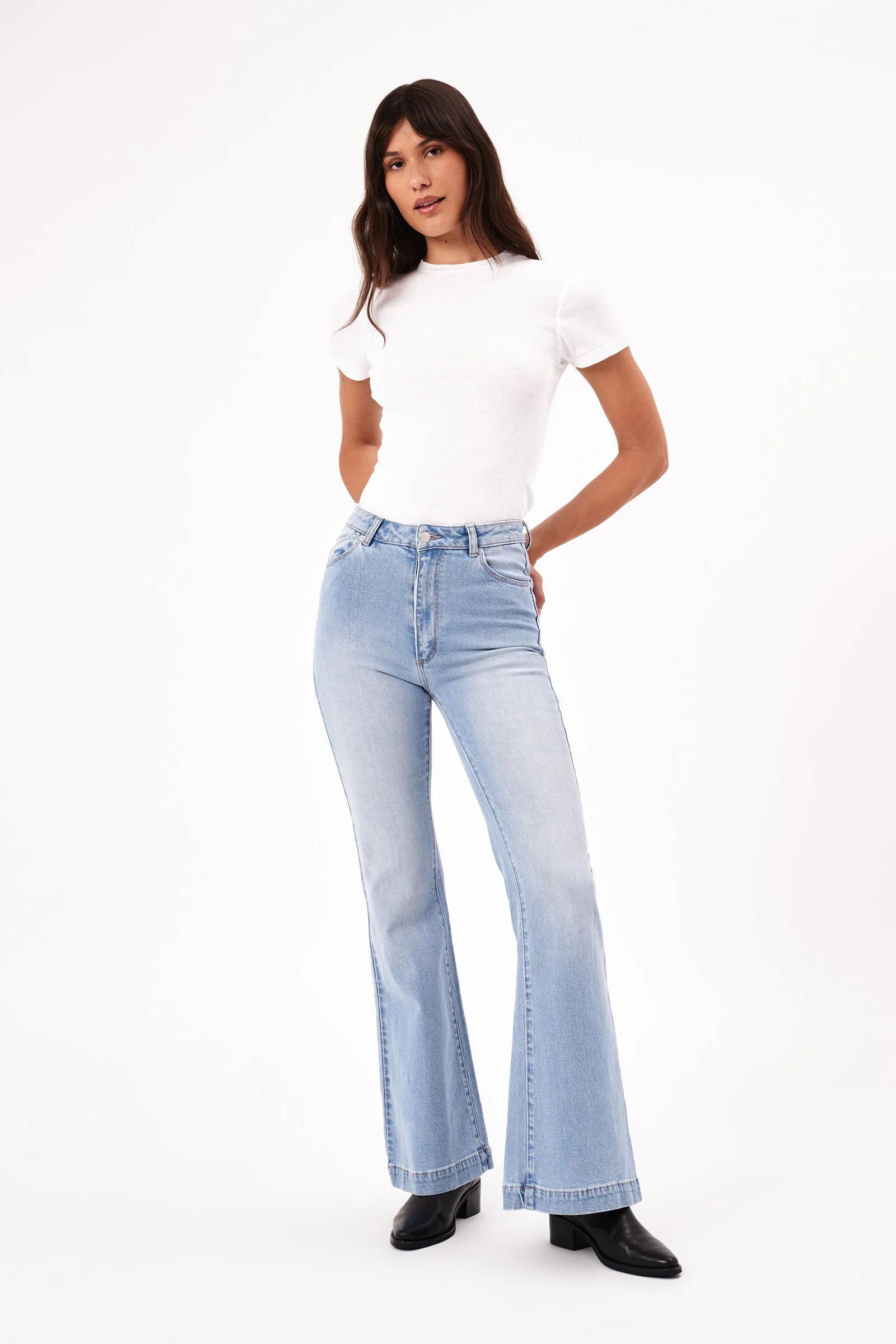 Buy Eastcoast Flare - Sky Online | Rollas Jeans | Rolla's Jeans US/CAN