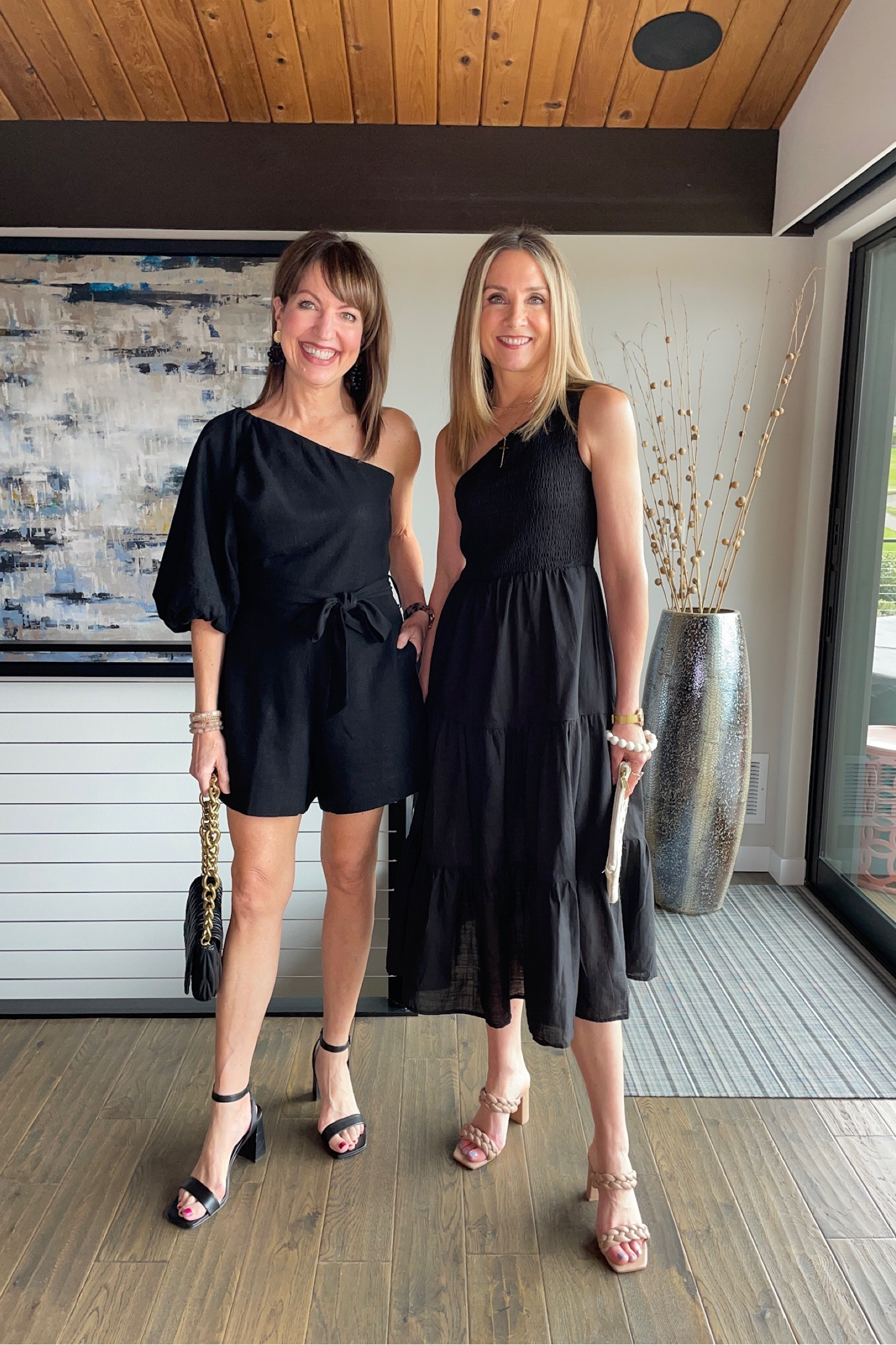 Outfit Roundup!🔄 Sharing recent LSW bestsellers and warm weather trends we’re loving, like chic all black style, white jeans, and cute & affordable casual dresses!👏🏼☀️
•
Summer is right around the corner!😎 If you want to add our picks to your summer wardrobe just comment LINKS and we’ll send you a DM with links to our outfits!👍🏻 You can also shop our looks on the @shop.ltk app, from our website lastseenwearing.com and you can shop from our stories, too!🛍️ 
Happy Memorial Day Weekend!!🇺🇸❤️

Spring outfits, white jeans, black dress, Gibsonlook, Amazon Dress, Nordstrom, Madewell jeans, Kut From the Kloth white denim, Banana Republic, spring dresses 

#LTKunder100 #LTKsalealert #LTKstyletip