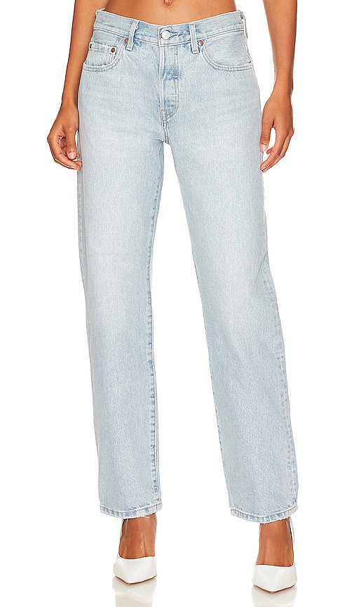 LEVI'S 90's 501 Jeans in Denim-Light. Size 31. Also in 24, 25, 26, 27, 28, 29, 30, 32, 23. | Revolve Clothing (Global)