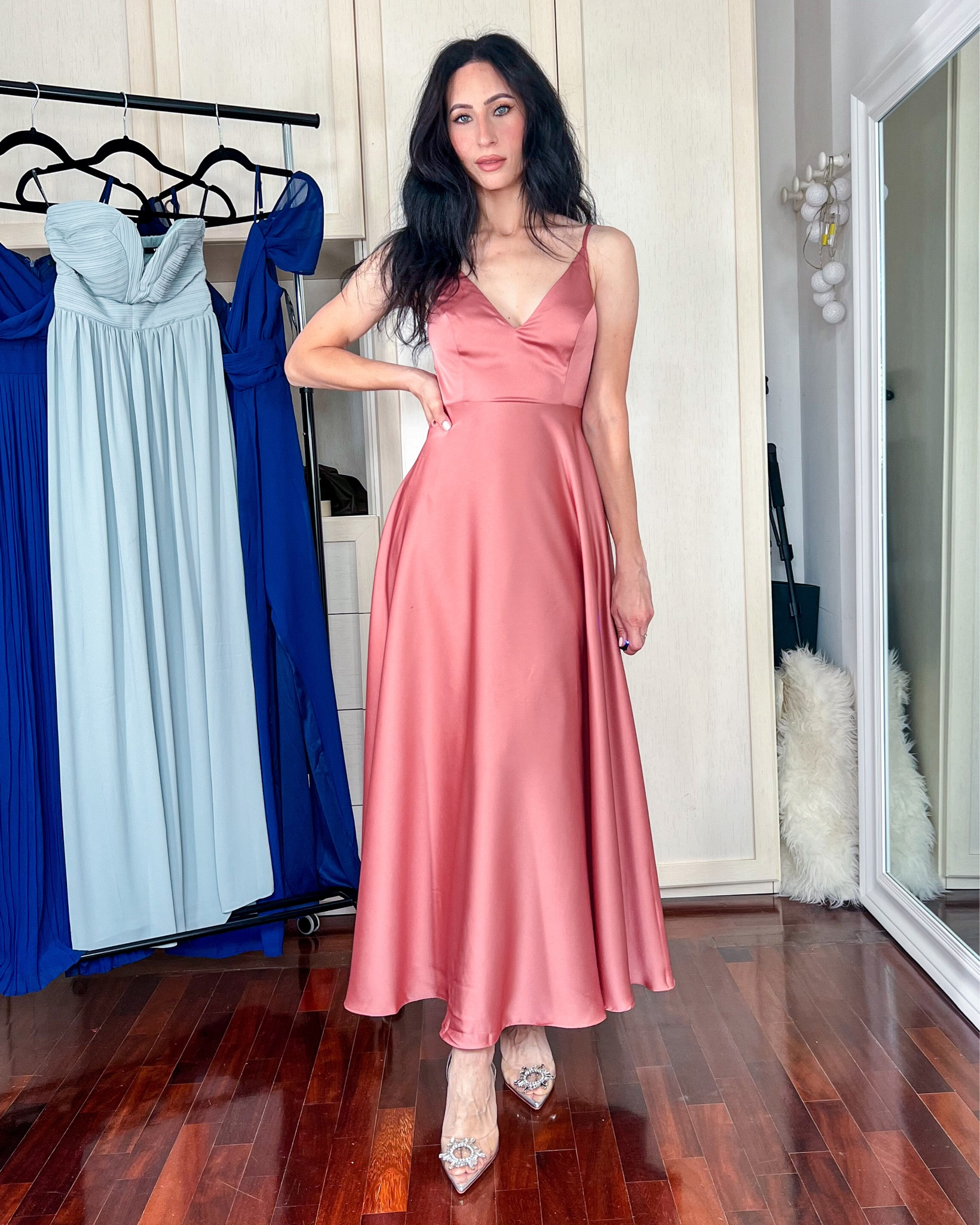 Indosso una IT 40.

Abito da cerimonia rosa. Abito da matrimonio. Abito da damigella. Abito in raso. Abito da invitata matrimonio. Vestito da damigella. Vestito cerimonia.

#LTKeurope