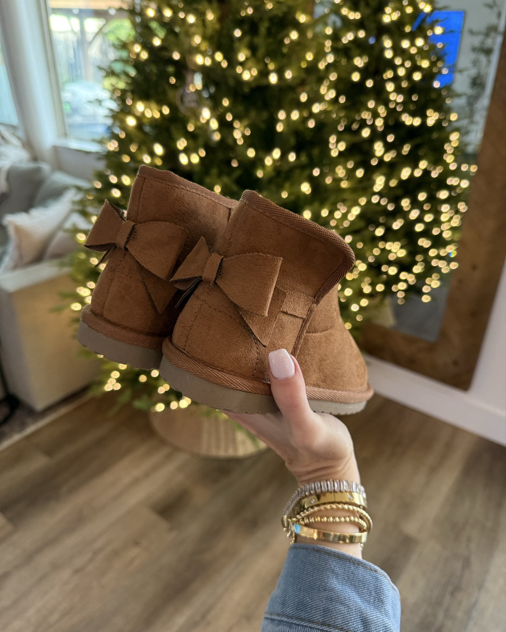 How cute are these little Ugg look for less for kids with a bow?

#LTKGiftGuide #LTKKids #LTKWatchNow
