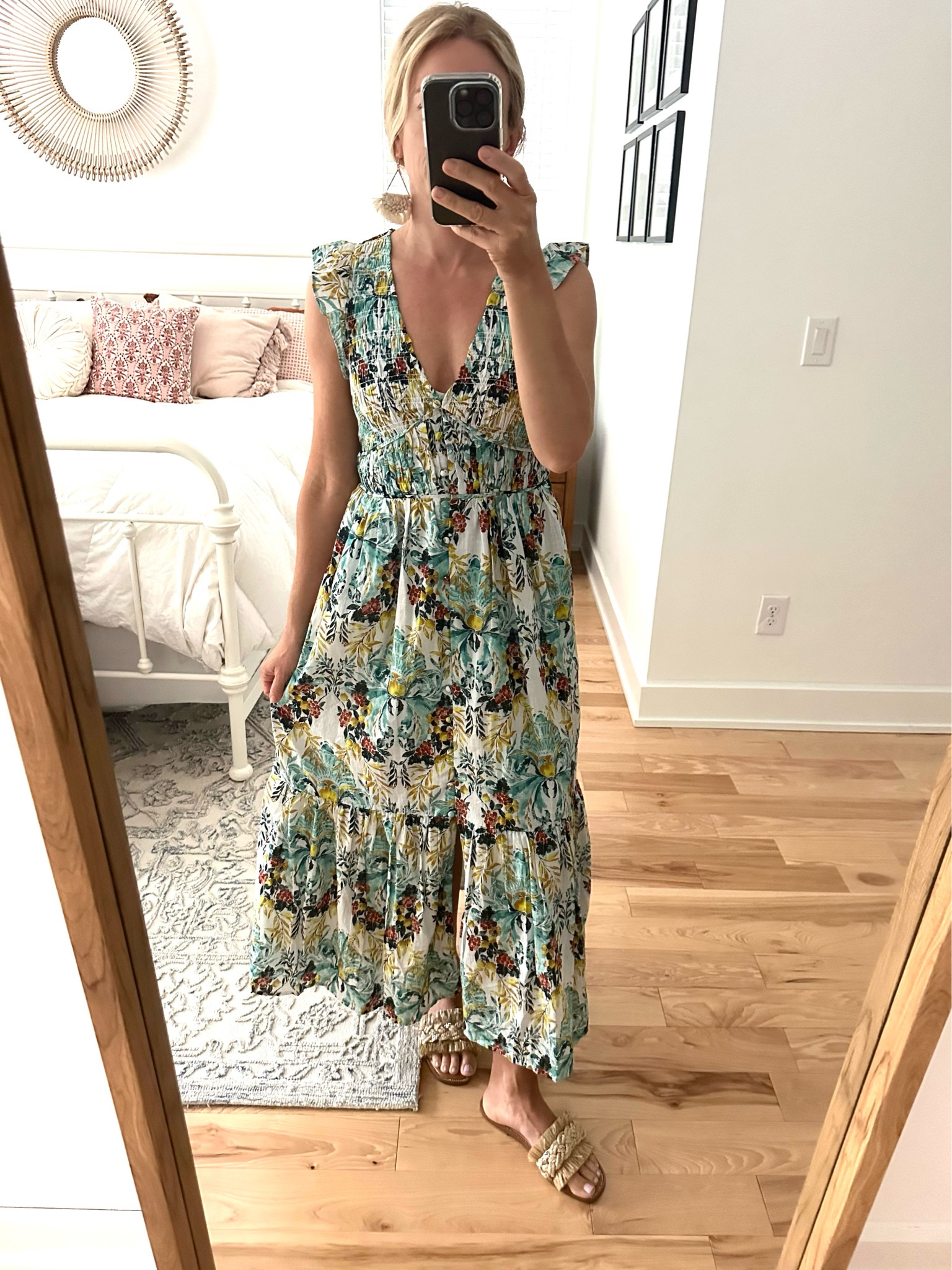 Best everyday @anthropologie dress! 🙌🏼 wearing XS

Shoes @amazon TTS

#LTKshoecrush #LTKworkwear