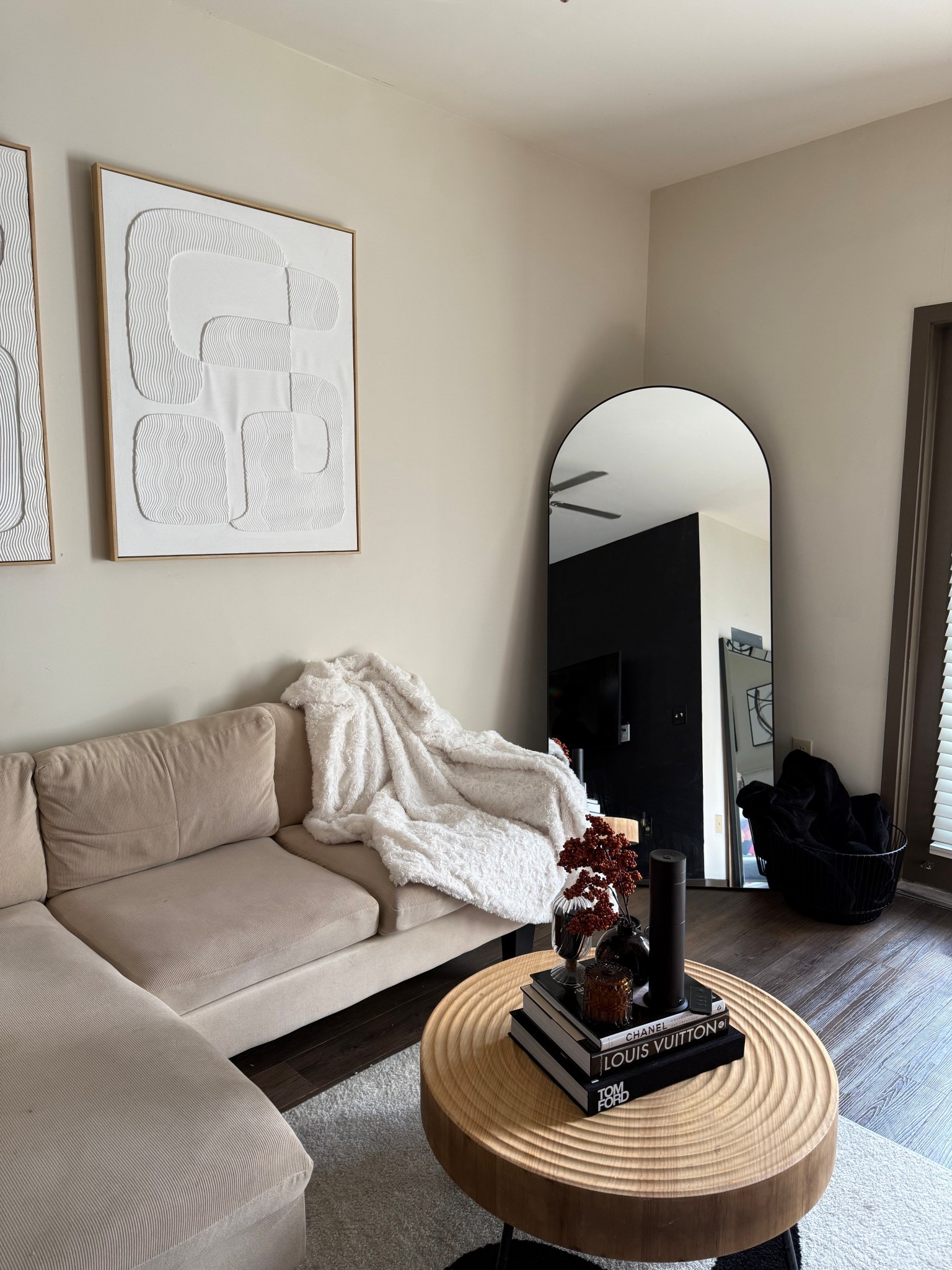 Arch Mirror 🪞 
Deminsions: 76 x 34 

#LTKSaleAlert #LTKSpringSale #LTKHome