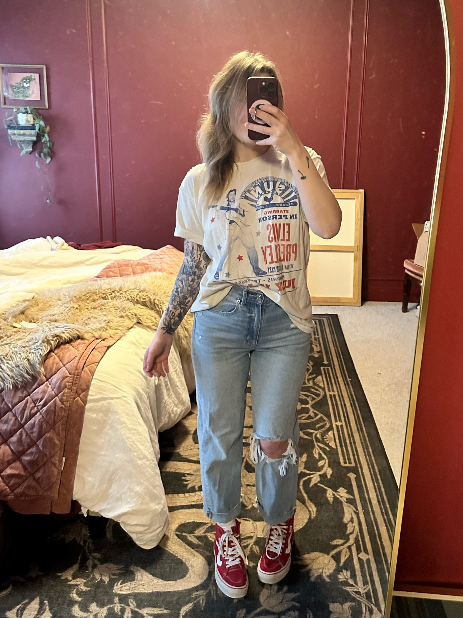 Keeping it casual today. 
Elvis shirt: L 
Jeans: 2 short 
Vans: 6.5 

#LTKPetite #LTKStyleTip #LTKFindsUnder100