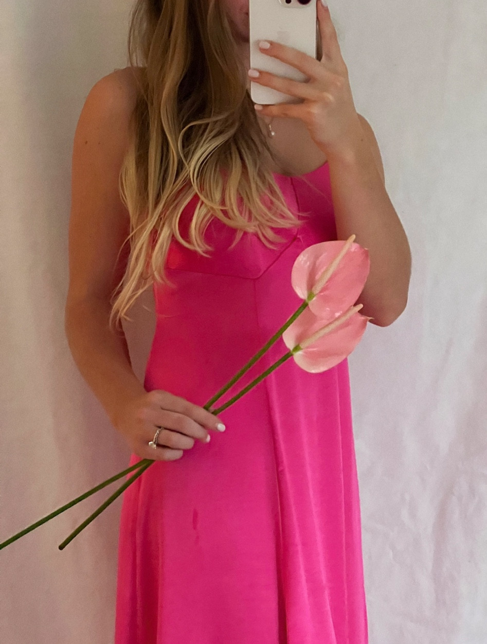 PINK 💕

#LTKbeauty #LTKstyletip #LTKSeasonal