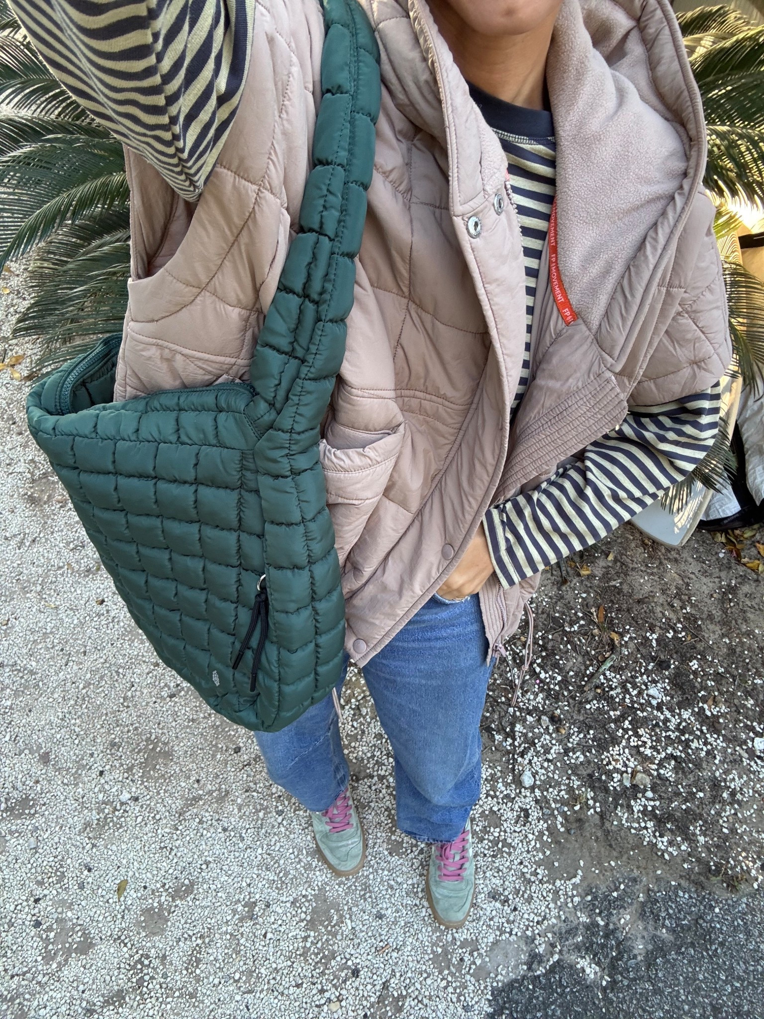 Size m tee 
Size small vest ( could do an xs) 
Tts jeans 