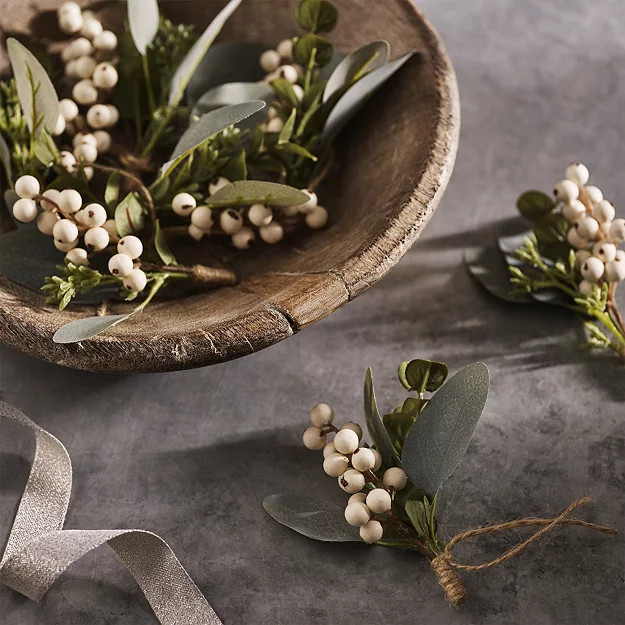 Fern & White Berry Decorations – Set of 6 | The White Company (UK)