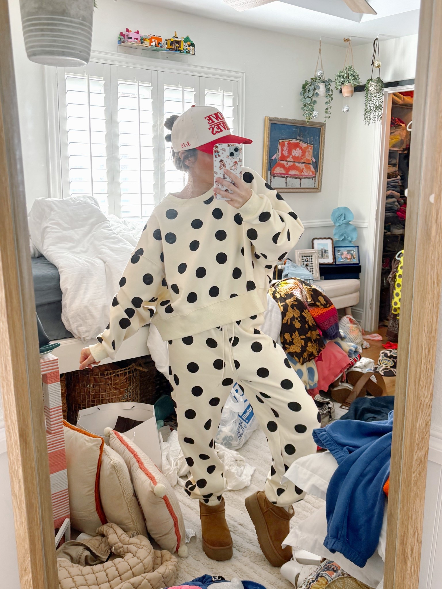 The softest set ever! I got this from Blu Jetty but the link is to the direct seller Poppy and Pine! I’m 5’2 and wearing a S/M top and small bottoms  

#LTKFindsUnder100 #LTKHoliday