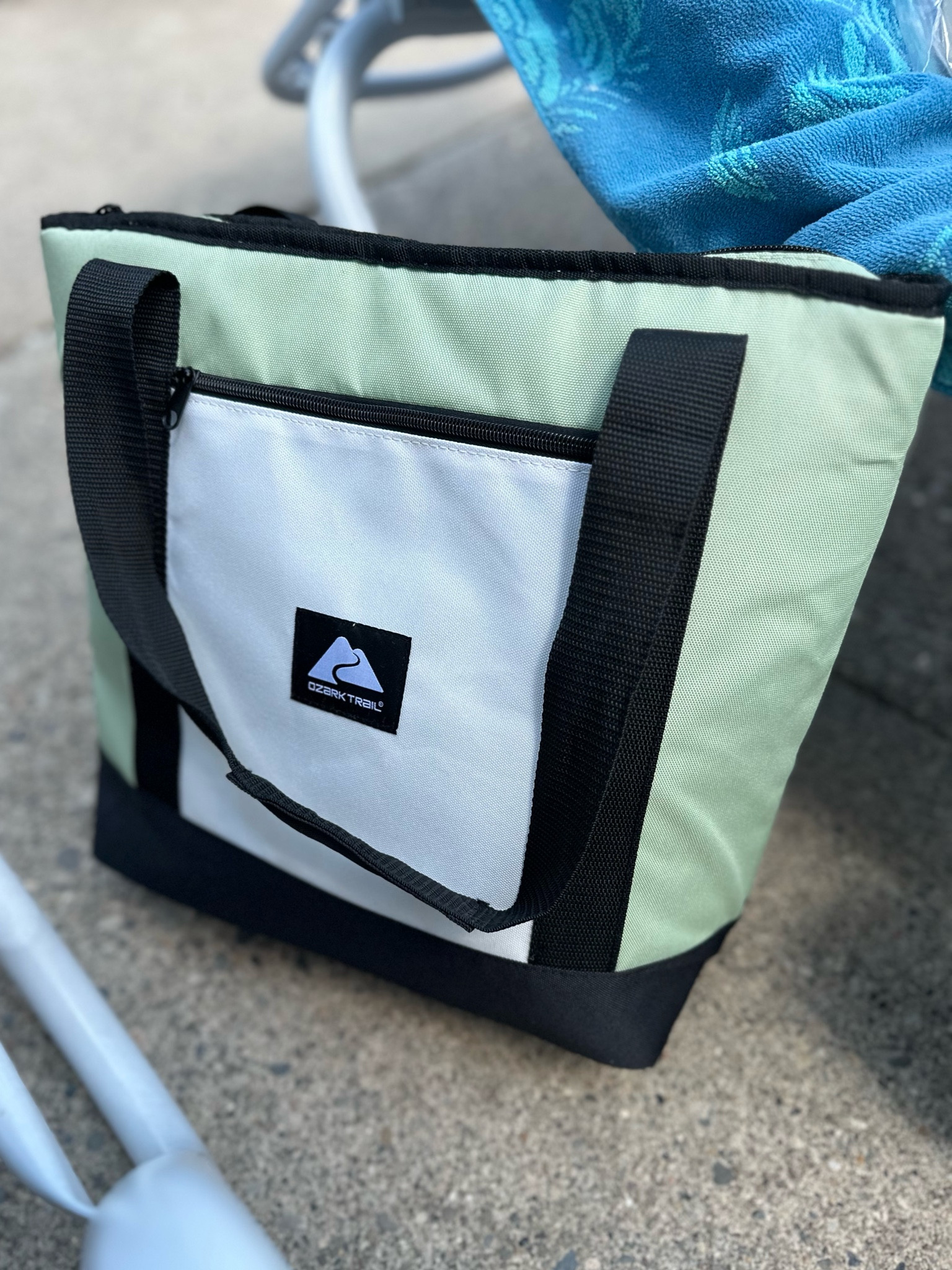 Pool beach bag cooler 

#LTKTravel #LTKFindsUnder50 #LTKSeasonal
