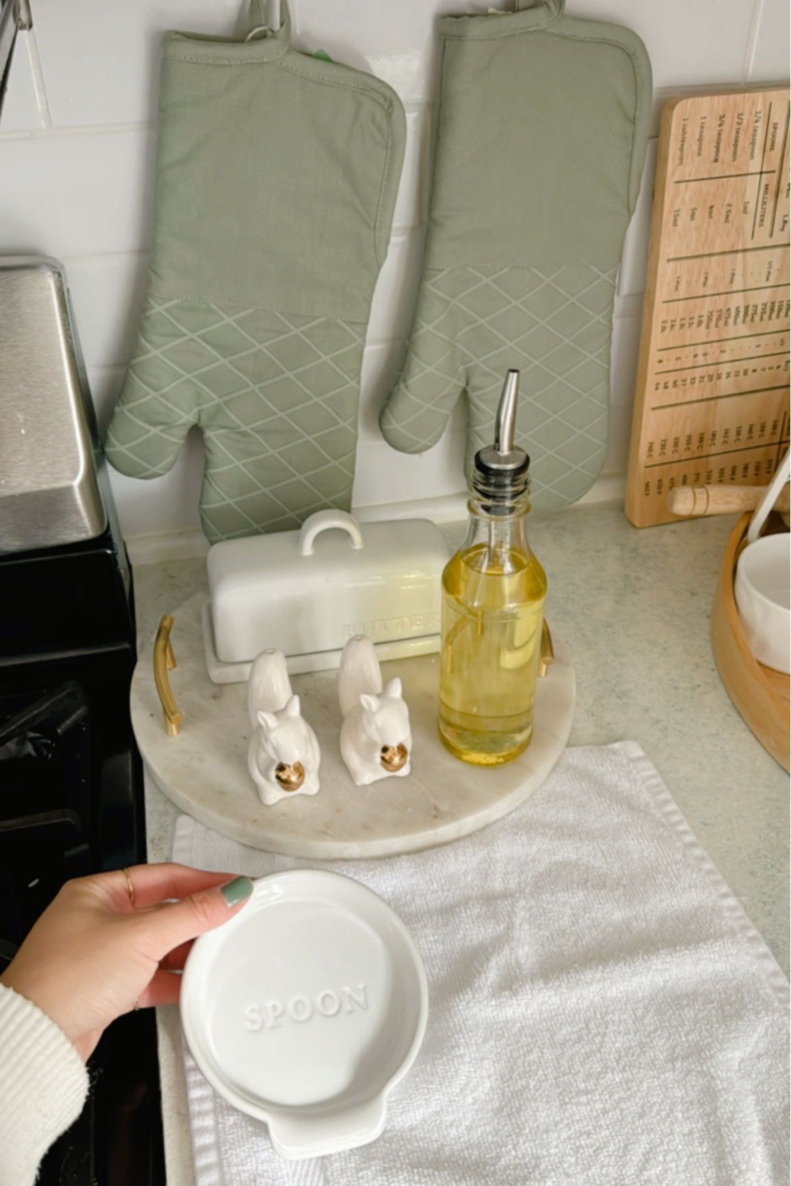Target Kitchen Tools goodies 

Oven mitt, butter holder, spoon rest 

All under $10!  
