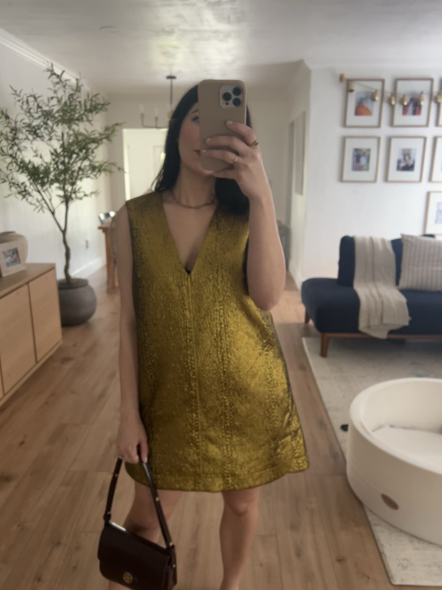 Golden Hour 💛

#LTKPetite #LTKStyleTip #LTKItBag