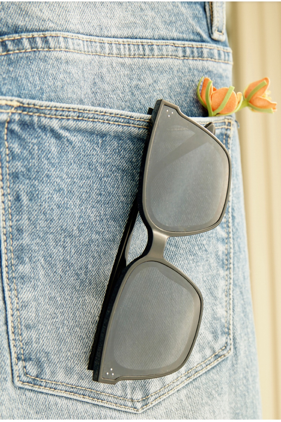 Don’t forget to add some new sunnies to your collection this spring!🖤

#LTKswim #LTKSpringSale #LTKtravel