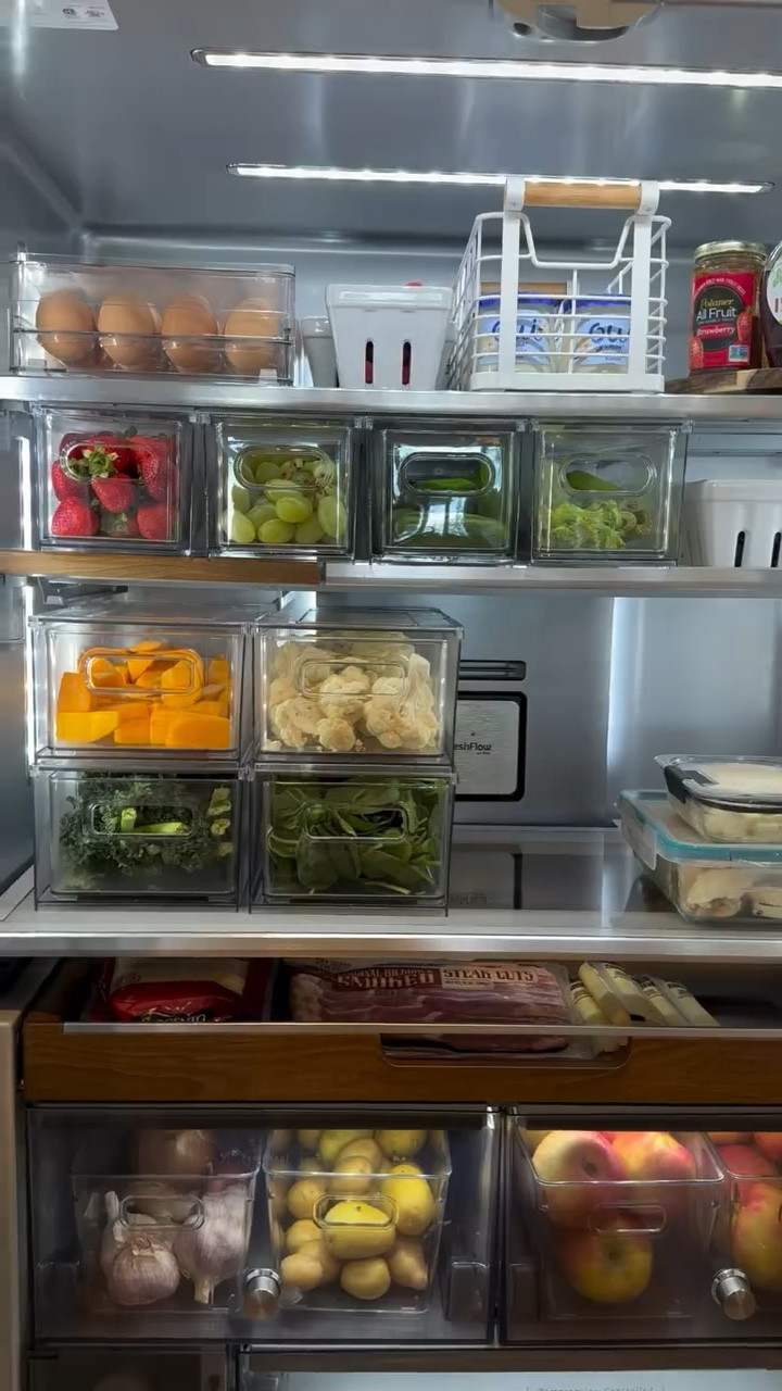 Refrigerator reset + restock - sound on! 🤤

Leave a ❤️ for links! 

refrigerator organization | restock | fridge organization | kitchen | asmr | organized refrigerator | collected co