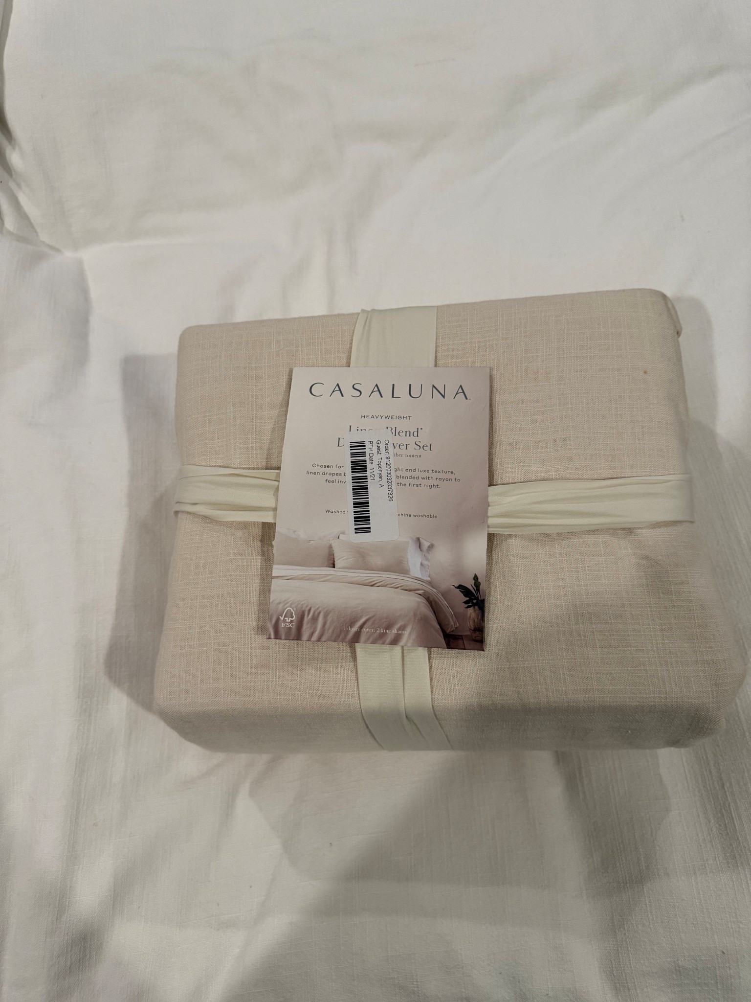 New shade! I’m obsessed with these casa Luna duvet cover that I got from target and since it’s target Circle week I saved $50 on this so worth it highly recommend it. 

#LTKHome #LTKHoliday #LTKCyberWeek