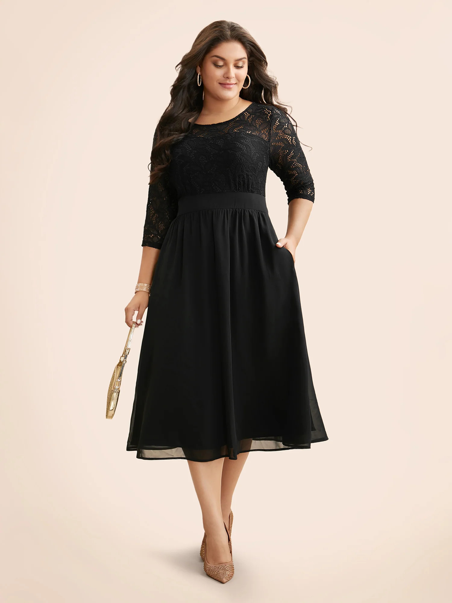 Lace Patchwork Shirred Midi Pocket Dress | Bloomchic