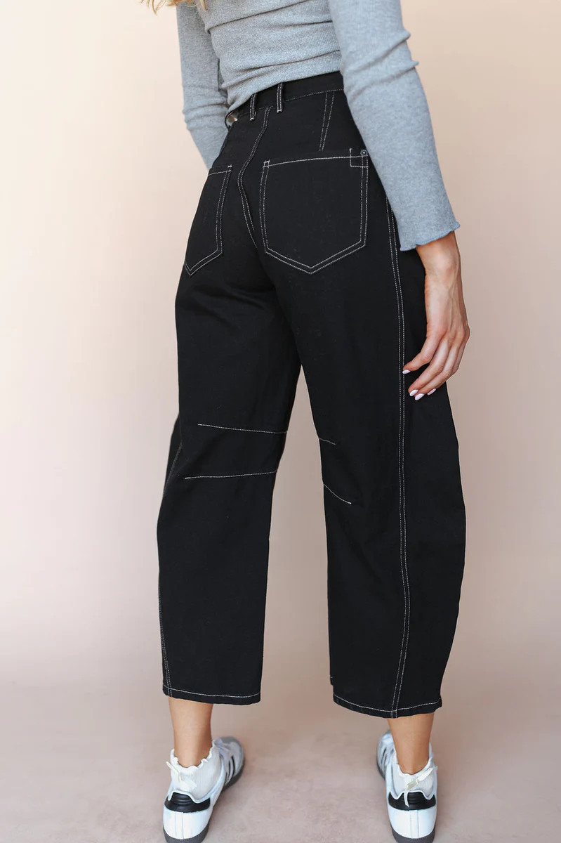 Niko Black Barrel Jeans | Henly