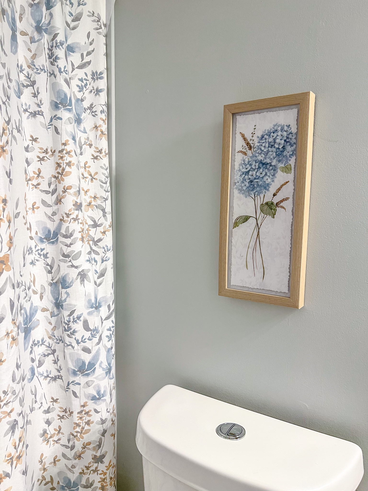 Blue hydrangea art, guest bathroom decor, preppy blues, grand millennial home, Nancy Meyers home

#LTKhome