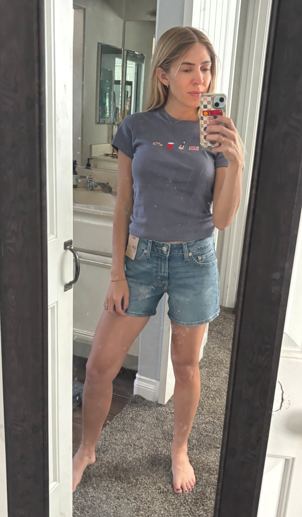 mom length approved shorts 

#LTKmomlife #LTKootd #LTKSaleAlert