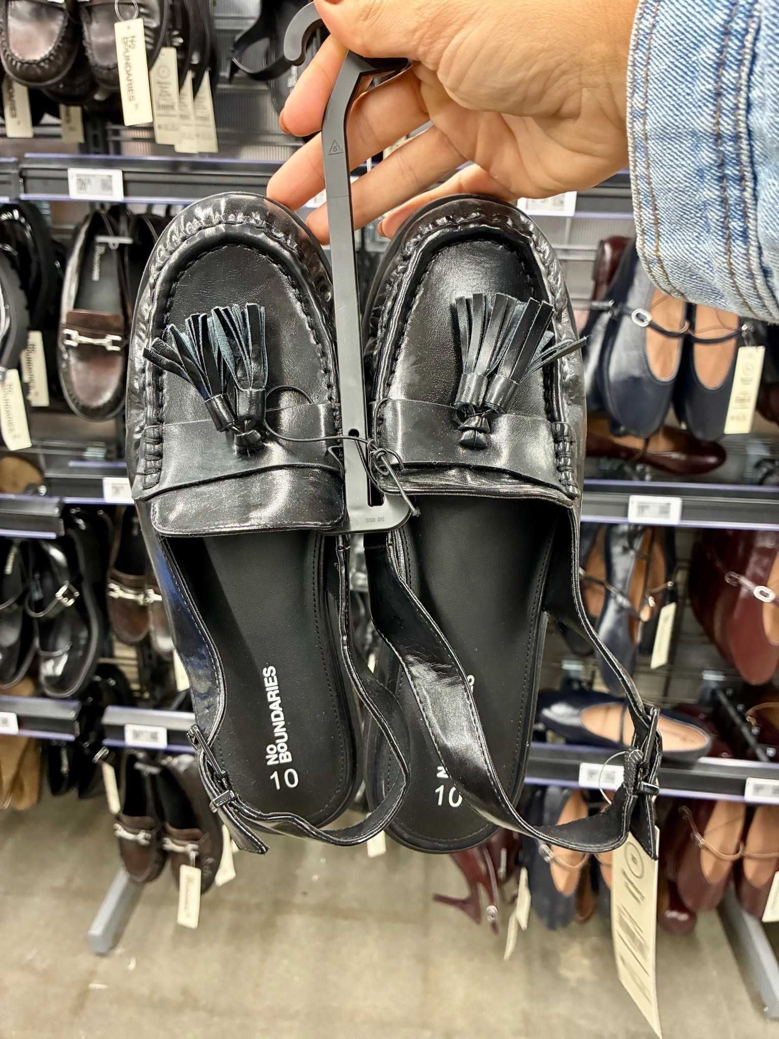These sling back loafers are so good!

#LTKdayinmylife #LTKSeasonal