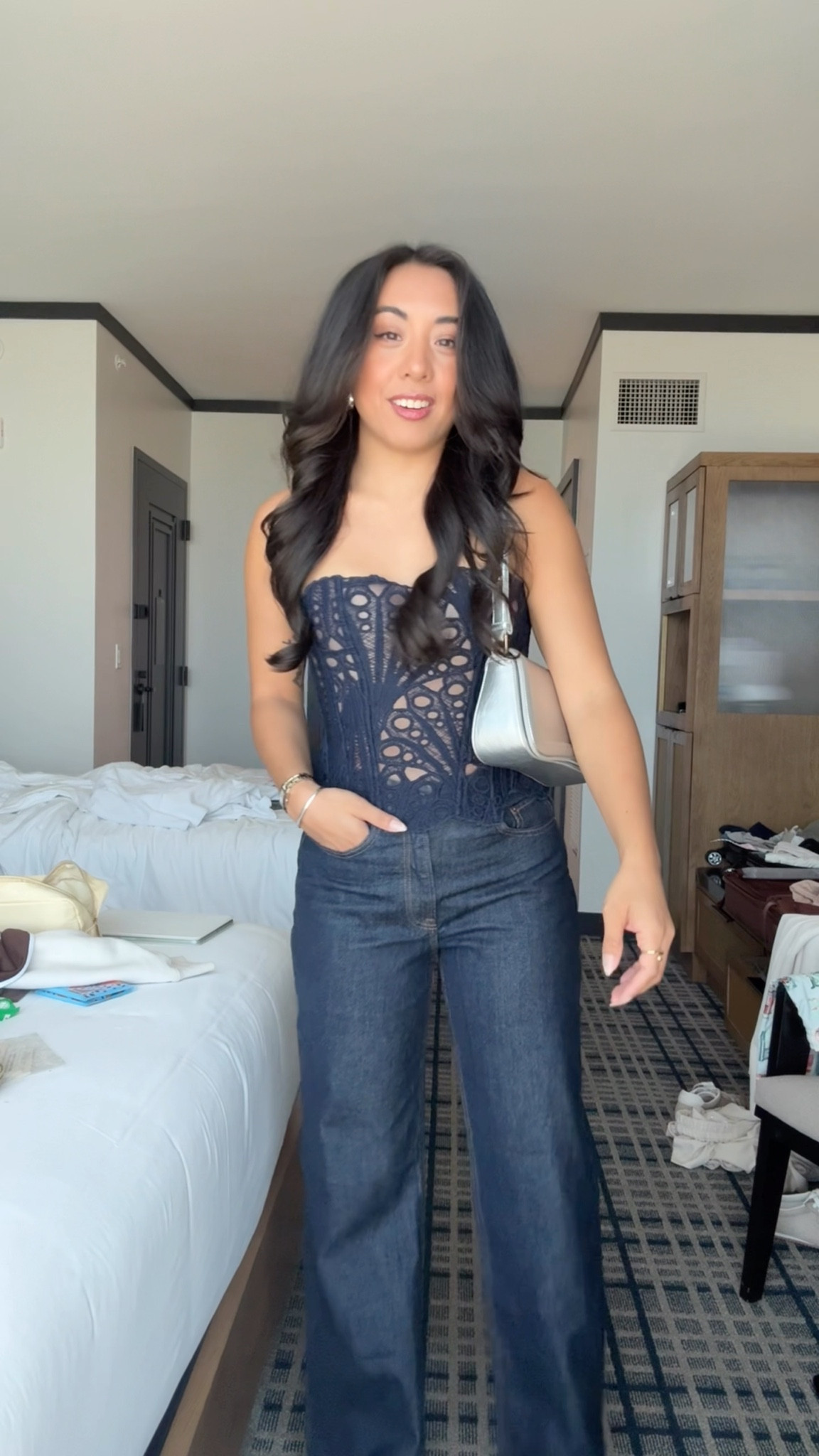 LTKCon outfit for night one! These jeans from Abercrombie are literally the perfect fall jeans ✨👖wearing size 26 regular!

#LTKCon #LTKFindsUnder100 #LTKStyleTip