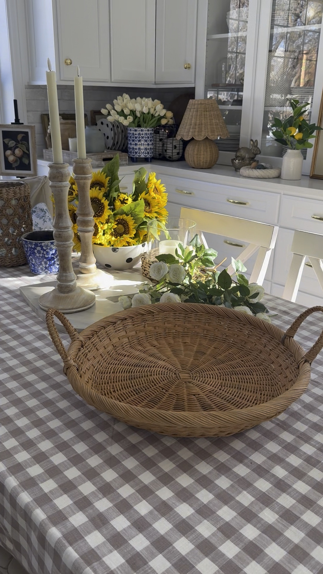 Beautiful trays for Spring and Summer. #tray #basket #spring #summer #target #mcgee #walmart #amazon

#LTKHome #LTKSeasonal #LTKGiftGuide