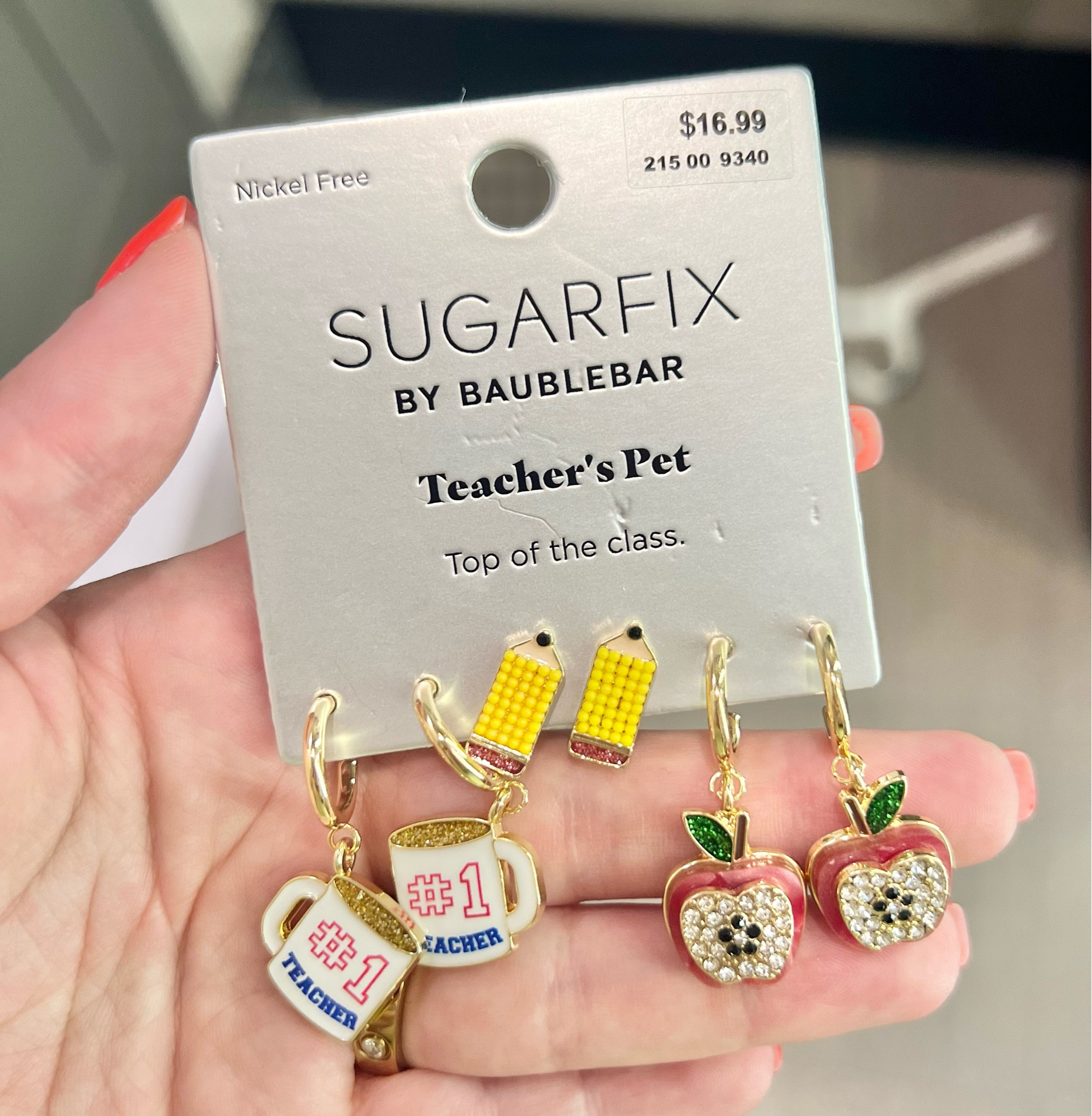 Come to school in spirit!

Teacher style, teacher earrings, back to school, Target style 

#LTKstyletip #LTKBacktoSchool #LTKunder50