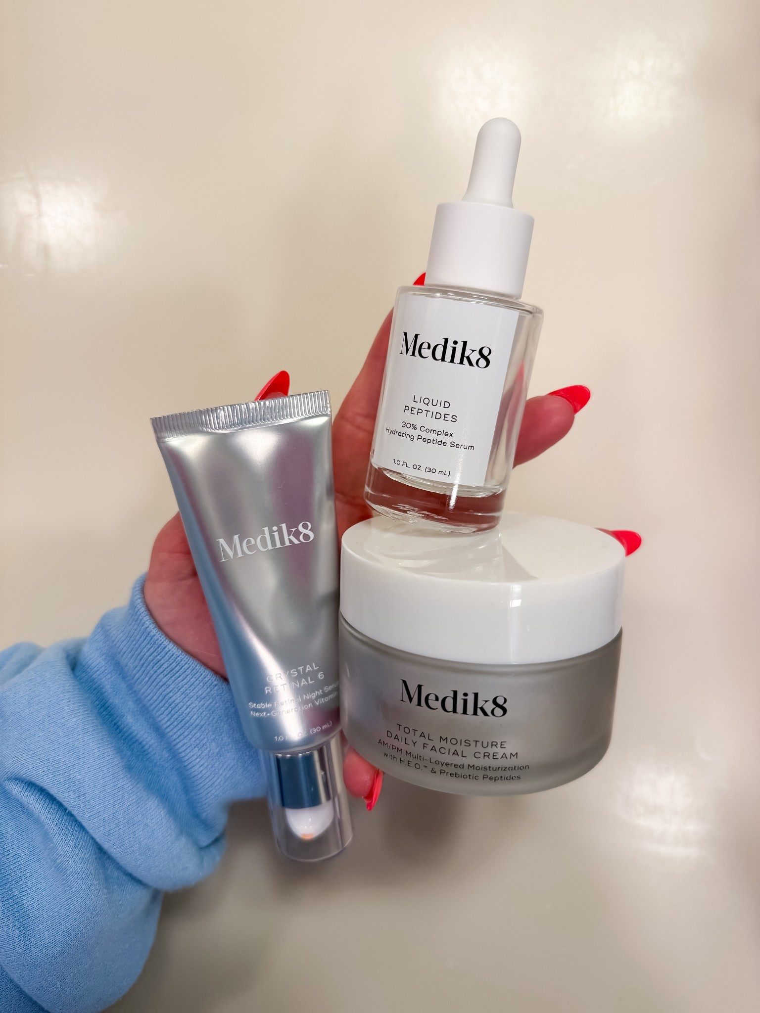 Fav skincare line! I use these religiously 


Self care, skincare, medik8, Glowy skin, moisturizer 

#LTKselfcare #LTKgrwm #LTKmorningroutine