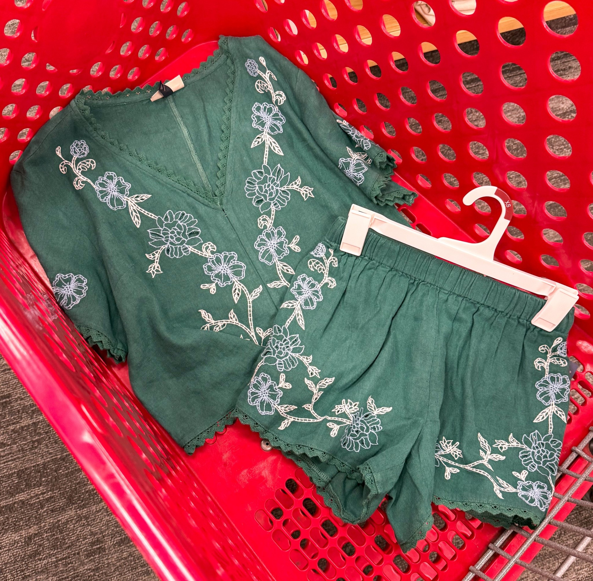 Loving these embroidered matching sets 

#LTKgrwm #LTKMidsize #LTKootd