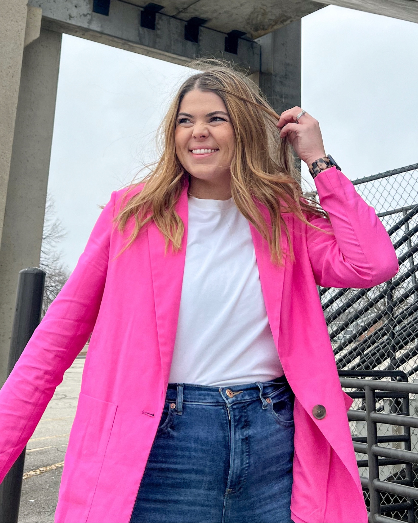 Pink blazer size large
Work outfit - blazer outfit - valentines outfit 


#LTKunder50 #LTKcurves #LTKFind