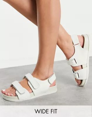 ASOS DESIGN Wide Fit Factually sporty sandals in pale green | ASOS (Global)