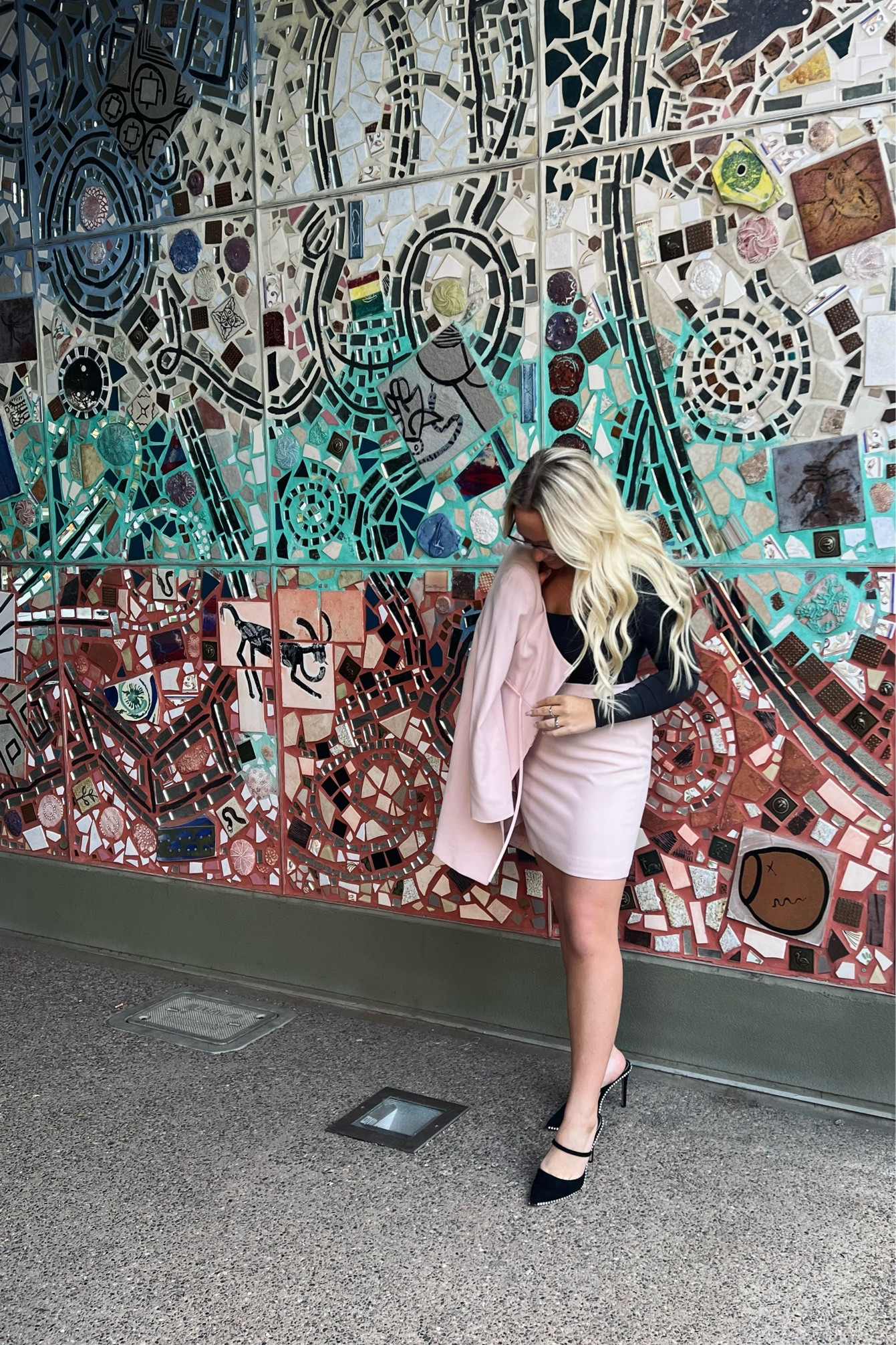 Business Wear

Pink suit is vintage Victoria's Secret, sorry :(

Business casual, suit, heels, conference wear, skins bodysuit, bodysuit

#LTKSeasonal #LTKfit #LTKtravel