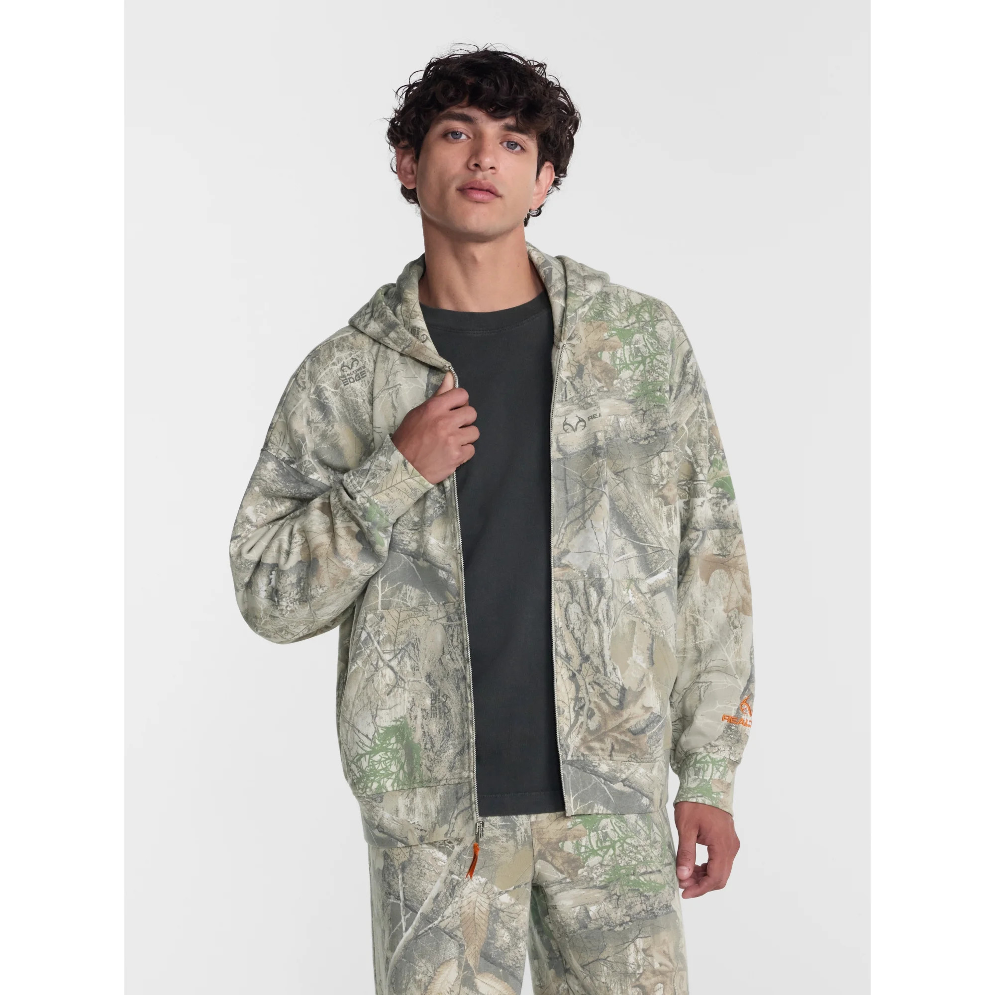 No Boundaries x Realtree Boxy Fit Heavyweight Fleece Full Zip Hoodie, Men's Sizes XS-4XLT | Walmart (US)