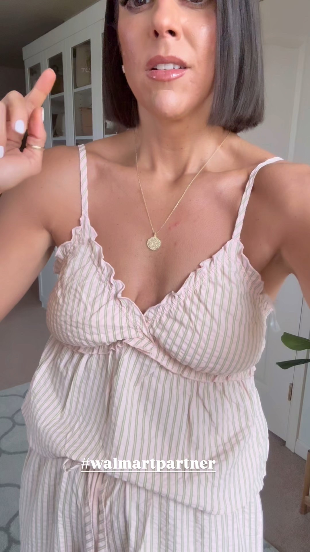 Love this Walmart set!! #walmartpartner @walmartstyle #walmartstyle 

I’m 5’5 and in size small 

#LTKSaleAlert #LTKFindsUnder100 #LTKSeasonal