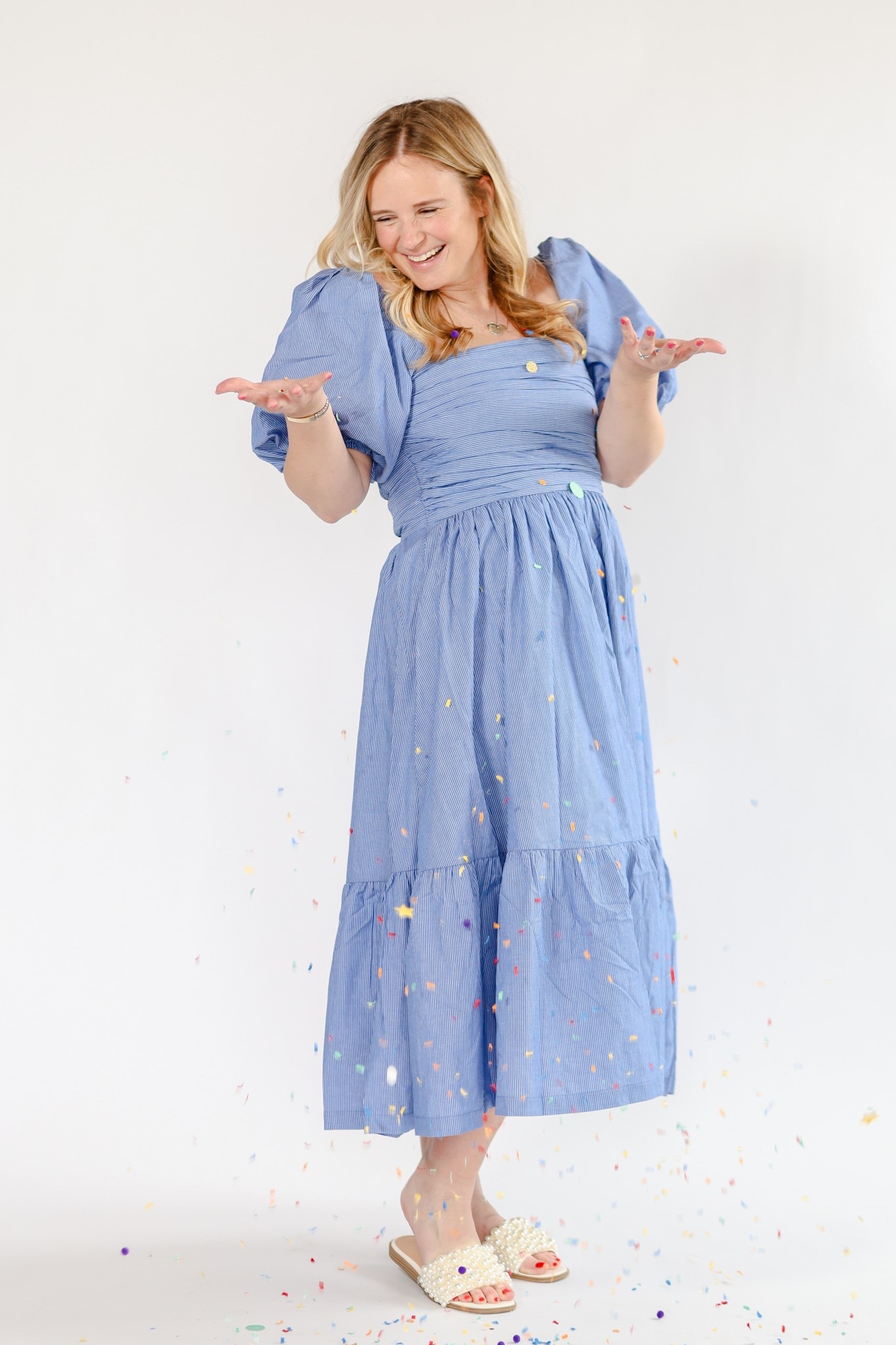 Spring things!!! Had so much fun doing a brand shoot with the super talented Mariam Saifan! This dress is a new favorite and perfect for Easter! 