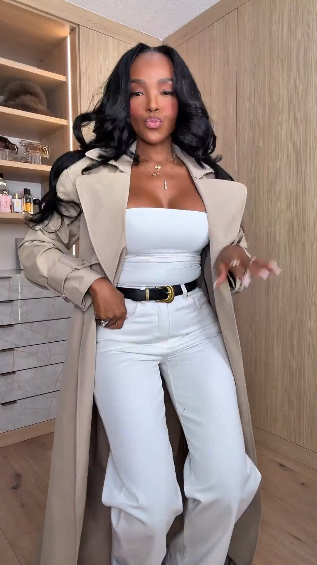 Scroll to shop! ✨ Light outerwear is one of the easiest ways to start shifting your wardrobe into fall without dressing like it’s freezing outside. These jackets, trenches, and long cardigans give you that fall look now, work for cooler evenings, and are easy to layer over denim and basics later.

Wearing: Size Small/4 | 5’4” | 140 lbs | 34D-27-40

📱 Download the LTK app + follow @kirasfashionfinds to shop all my finds, get notifications, and never miss a new drop.

fall outfits women | light outerwear | fall layering outfits | trench coat outfit | cardigan outfit | transitional fall outfits

#LTKPetite #LTKgrwm #LTKootd