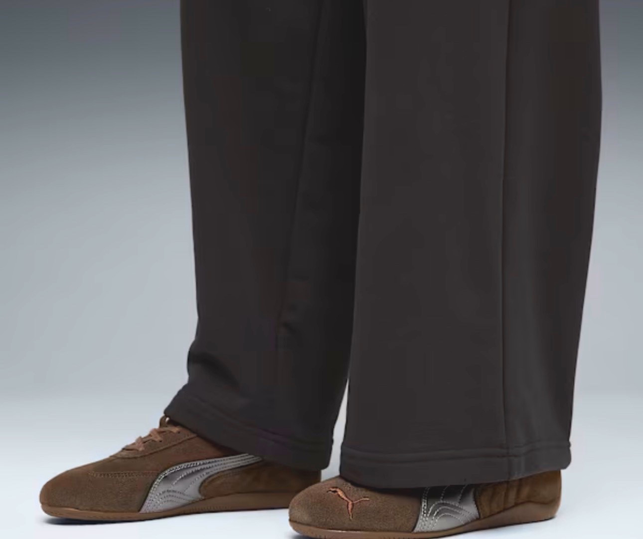 Chocolate colored Pumas; elevated comfort 

#pumaspeedcat #chocolatesneakers #sneakers #puma

#LTKmomlife #LTKootd #LTKHoliday